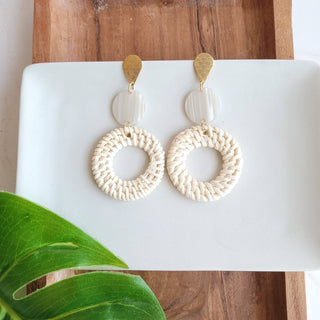 Lana Earrings - Light Rattan Seashell