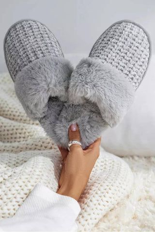 KNITTED SNUG FAUX FUR SLIPPERS