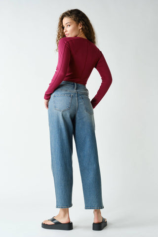 Essential Long-Sleeved Micro-Ribbed Henley Top