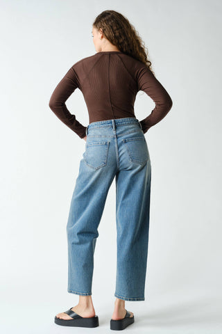 Essential Long-Sleeved Micro-Ribbed Henley Top