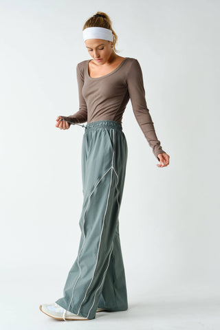 Slim Fit Scoop Neck Micro-Ribbed Long Sleeve Top