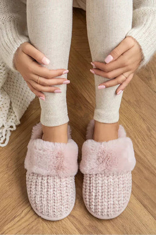 KNITTED SNUG FAUX FUR SLIPPERS