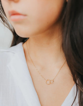 The Mia Necklace