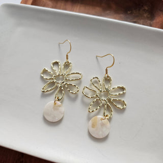 Maisy Earrings - Cream