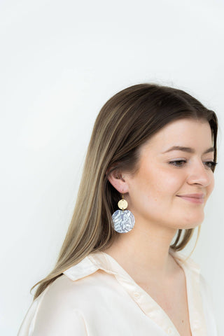 Zoey Earrings - Pearl Black Stripe