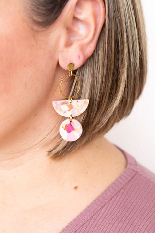 Wren Earrings - Peachy Pink