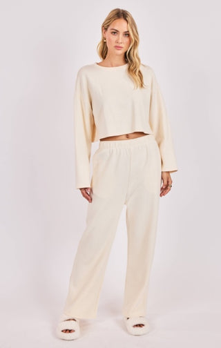 Relaxed Stay Wide Leg Pants